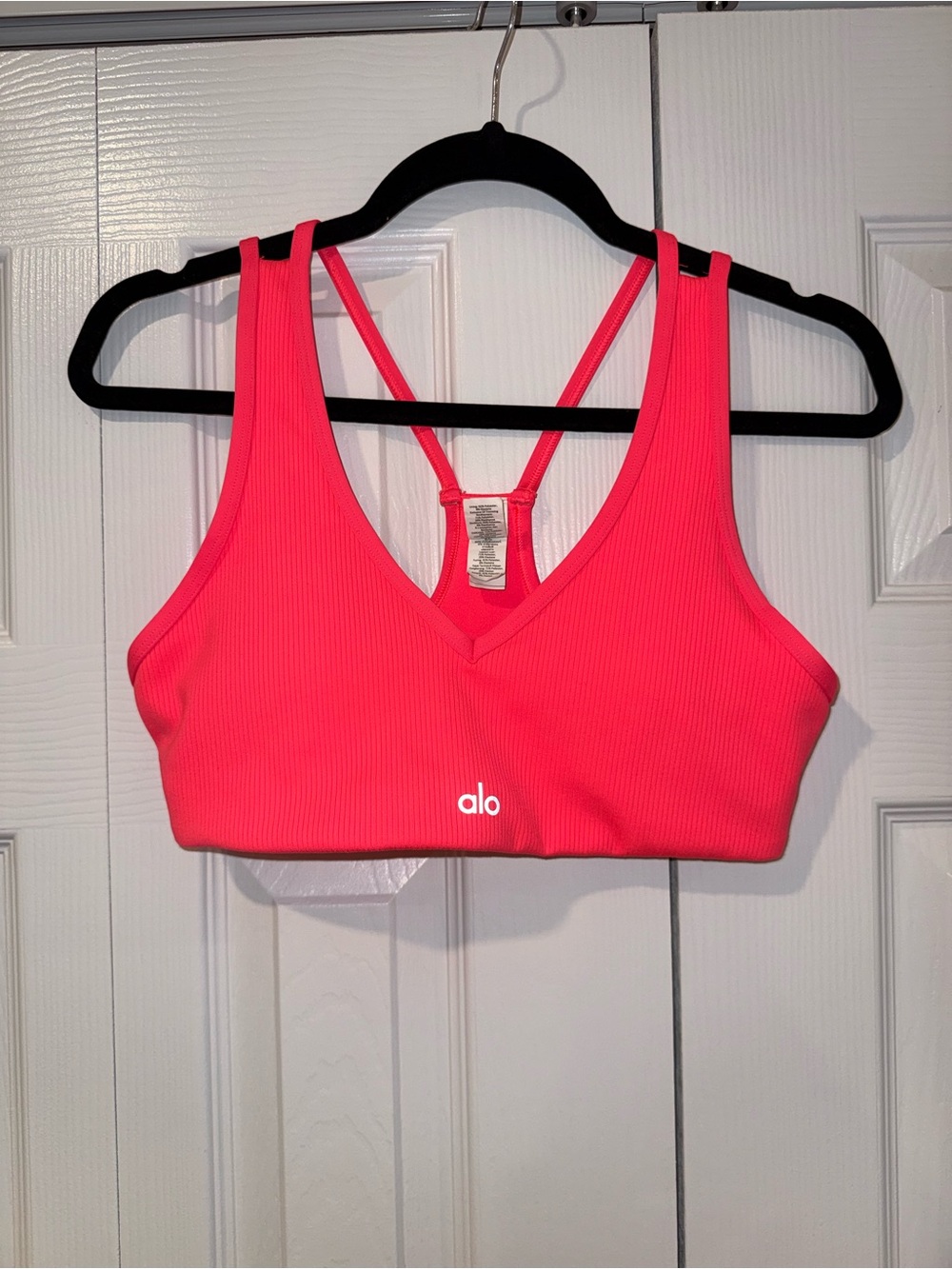 ALO Yoga Ribbed V-Neck Sports Bra in Hot Pink